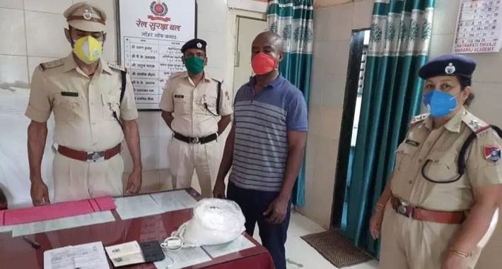 Nigerian arrested with drugs worth Rs 2 crore in Navi Mumbai